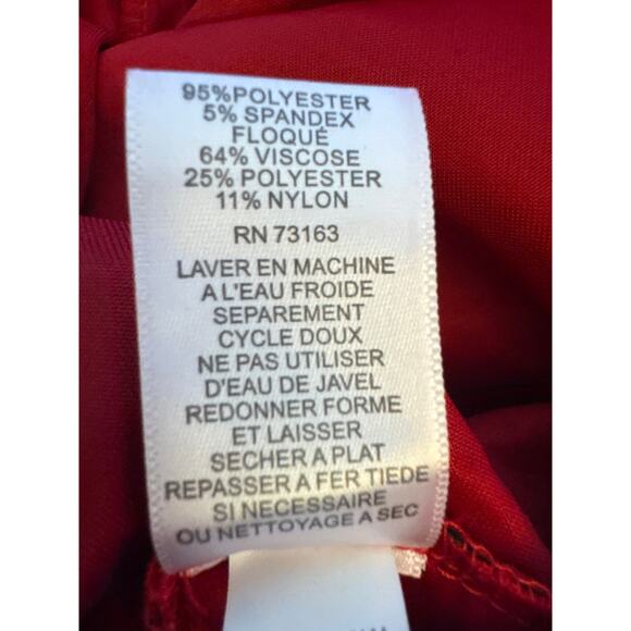 Melissa Paige Women’s Plus 2X Skirt Red Black Brocade Pencil Stretch - Picture 6 of 6